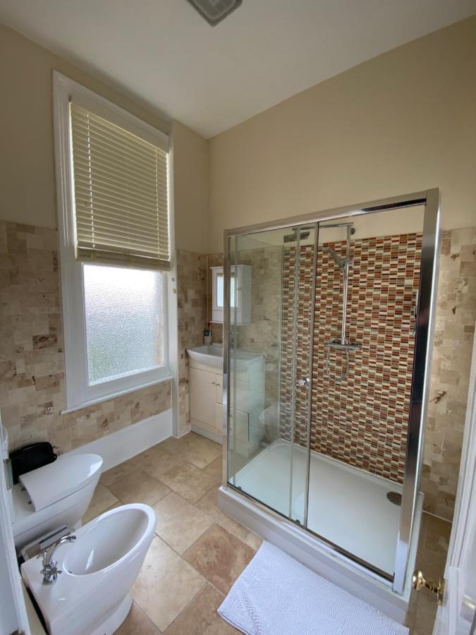 No. 1 Grosvenor Crescent, First Floor * Scarborough